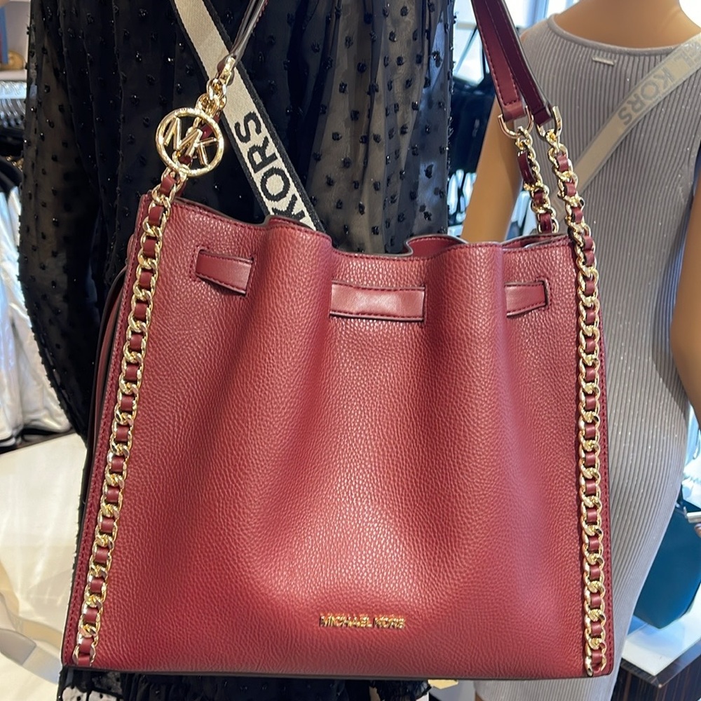 MICHAEL KORS
Mina Large Chain Shoulder Tote Bag
Dark Cherry 
NWT - Picture 2 of 16